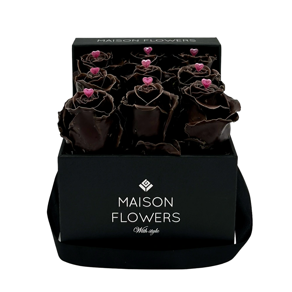 dame blanche pink love rozen in small square black box bestellen bij maison flowers